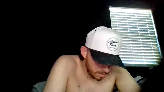 Mikecloudyhawk XXX чат на живо