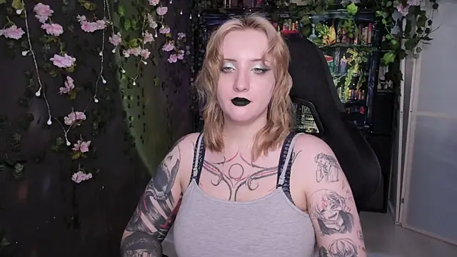 AsheLucker's Live XXX Chat