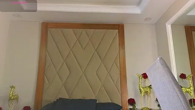 CharlesBrown_ 라이브 XXX 채팅