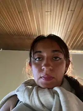 Im_Luuu Chat XXX live