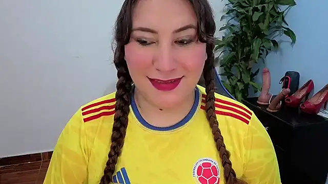JANNAH_MARTINEZ: онлайн-секс-чат