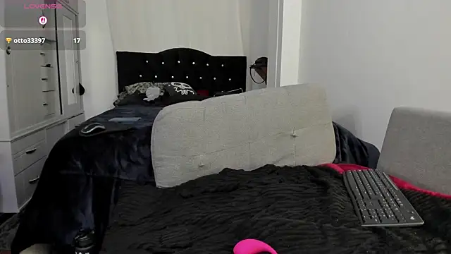 Amy_Aloqua Live XXX Chat