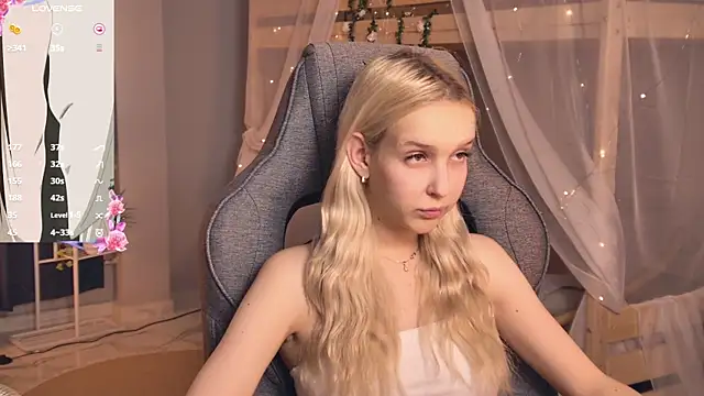 MaoqiBeverly Chat XXX in diretta