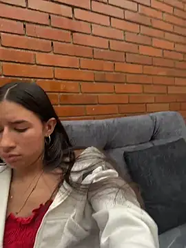 Chat XXX en directo de LilyRossi_