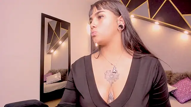 Bella_Raven 现场XXX聊天