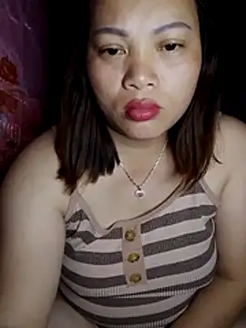 Qie_qir Adlı Modelin Canlı XXX Sohbeti