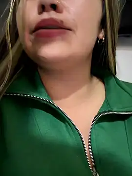 LIZ-06_ Live XXX Chat