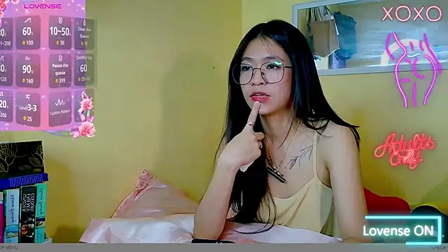 Luna_Moonfang's Live XXX Chat