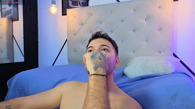 XXX chat uživo modela Andres_fire