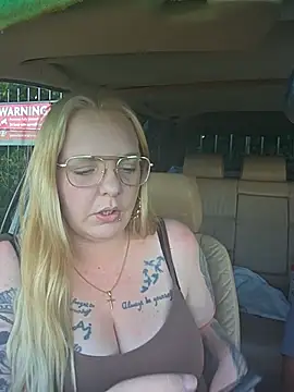 QueenMelissaa live XXX chat