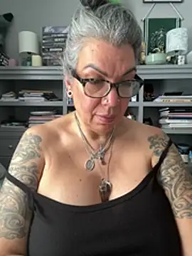 dieseldame1313 webcam show
