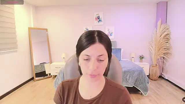 Онлайн чат XXX Emma_Brown_0