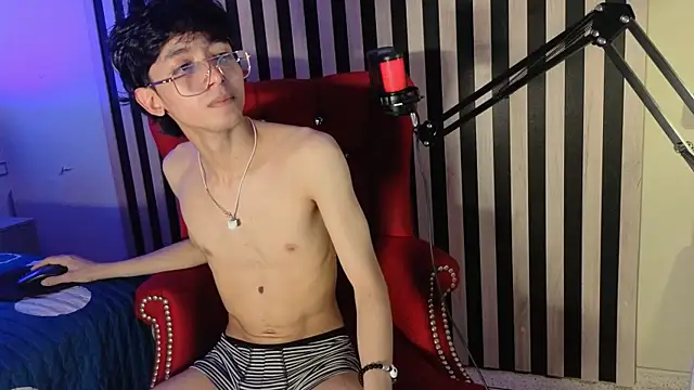 Twink_Sebas7 Live XXX Chat
