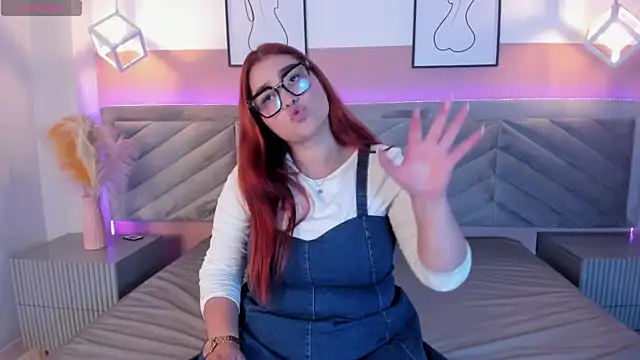 Онлайн чат XXX Bella_M00n