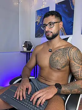 Czat XXX na żywo – LiamGarcia1