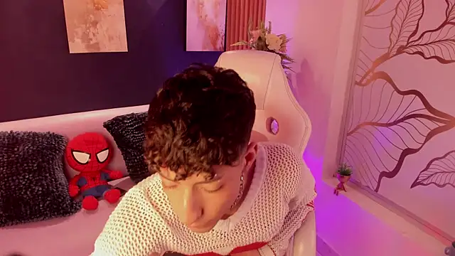 Czat XXX na żywo – Adann_Scott