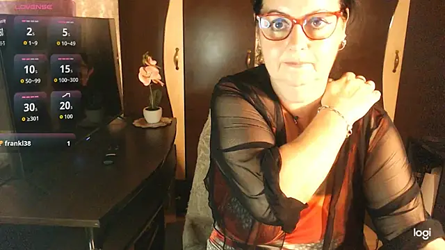 exiMIlf Chat XXX in diretta