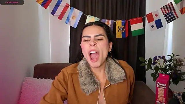 sexyladyy_'s Live XXX Chat