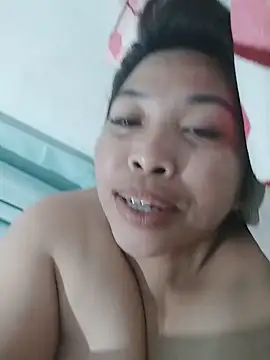 Pinaydreamer18's Webcam Show