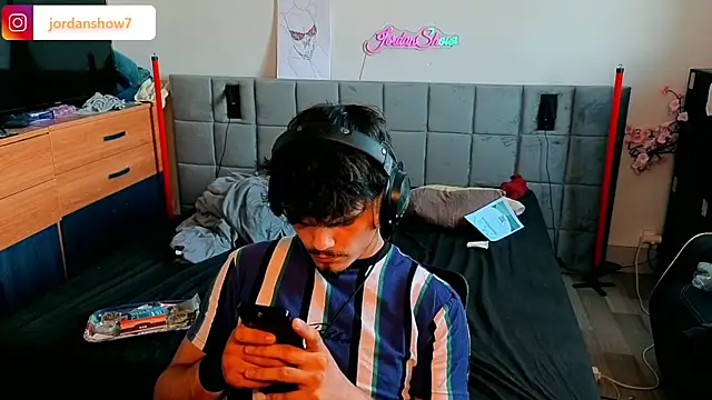XXX chat uživo modela JordanShow