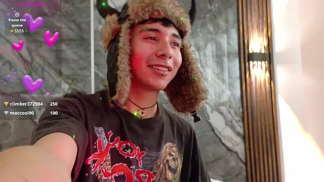XXX chat uživo modela NoahWalker__