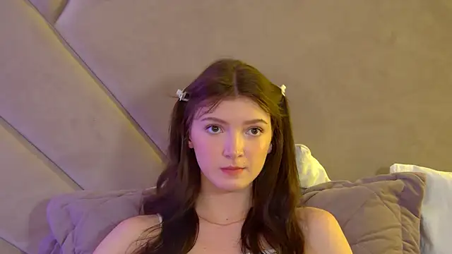 SophiaProve's Live XXX Chat