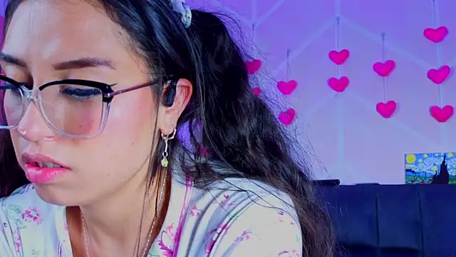 Chatroom XXX en direct de MadyJackson