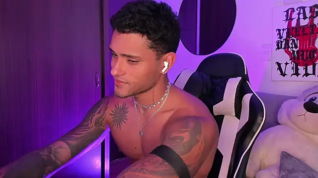 Alessandro_Vanni Live XXX Chat