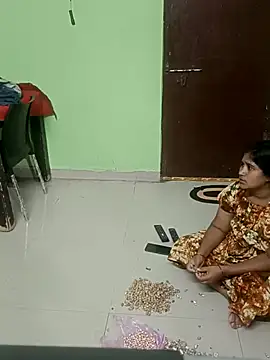 nishatelugu1 Show in webcam