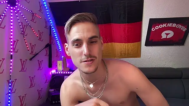Онлайн чат XXX Cookieboy88