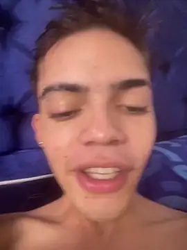 XXX chat uživo modela Latinos_2001