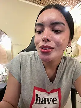 TS-SimplyTheBest Live XXX Chat