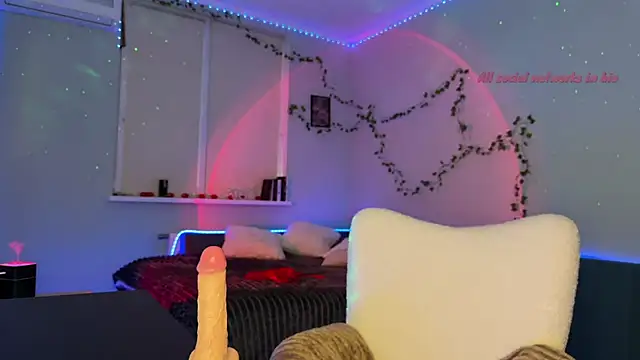 kitty_kristy1's Live XXX Chat