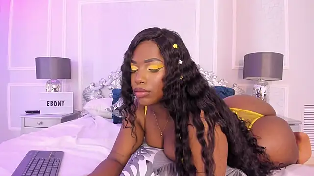 IrisJones_ Adlı Modelin Canlı XXX Sohbeti