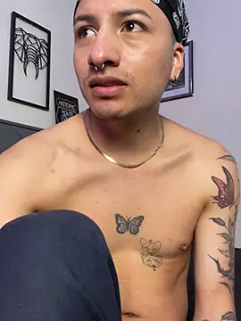 Dereck_Klain's Live XXX Chat
