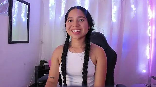 Chat XXX en directo de Milly-Way