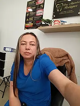 Czat XXX na żywo – _Dentist-Madisson_04