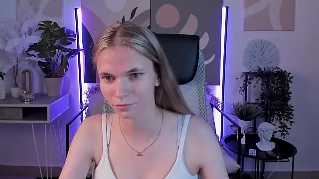 effyfetcher Adlı Modelin Canlı XXX Sohbeti