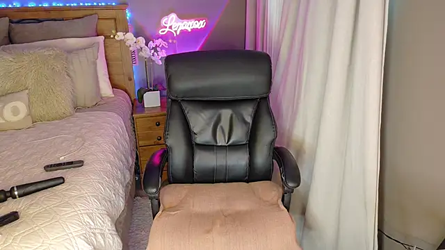 Chat +18 de Lenaxox ao vivo