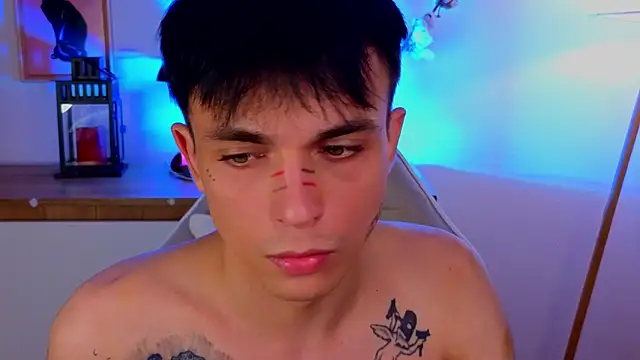 ClarkChaos_ XXX чат на живо