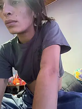 ImCrazzy's Live XXX Chat