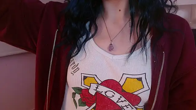 Madewithhell live XXX chat