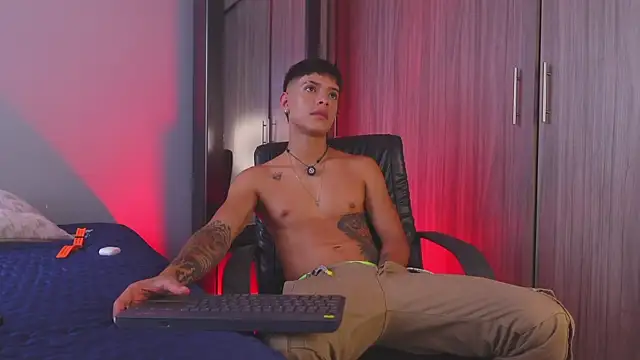 Show de ErosKhaos na webcam