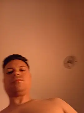 Chat +18 de rayolexxx ao vivo