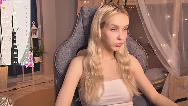 Chat XXX en directo de MaoqiBeverly