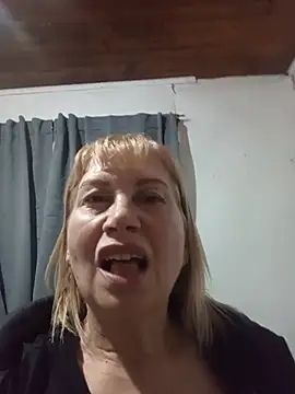 Chat XXX en directo de SexyMilf1211