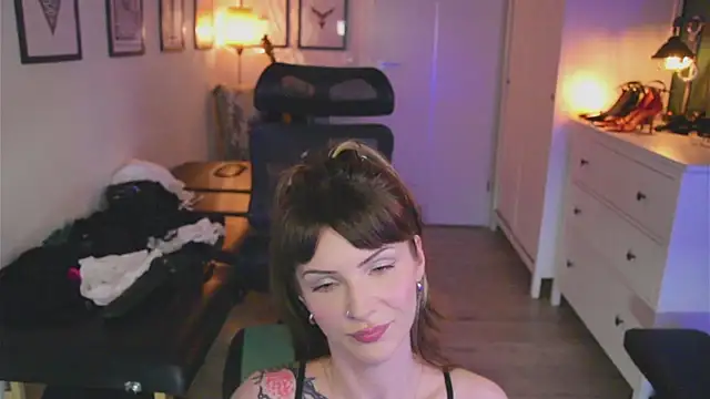 XXX chat uživo modela 1Sandy