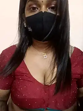 Keerthimma Adlı Modelin Canlı XXX Sohbeti