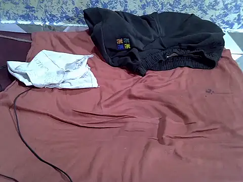 Chat +18 de Latinian_cock ao vivo
