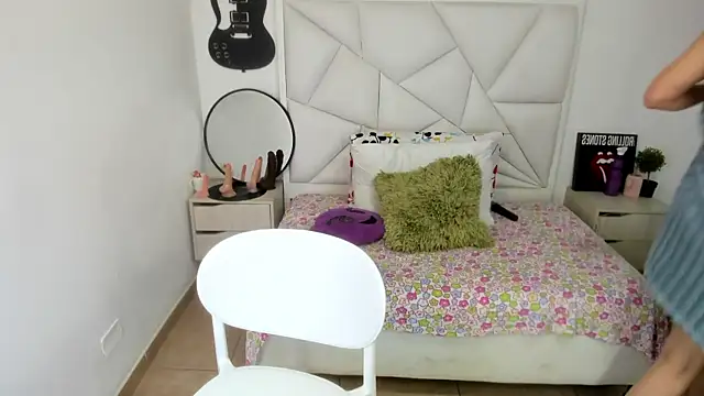Sophia_abad7 现场XXX聊天